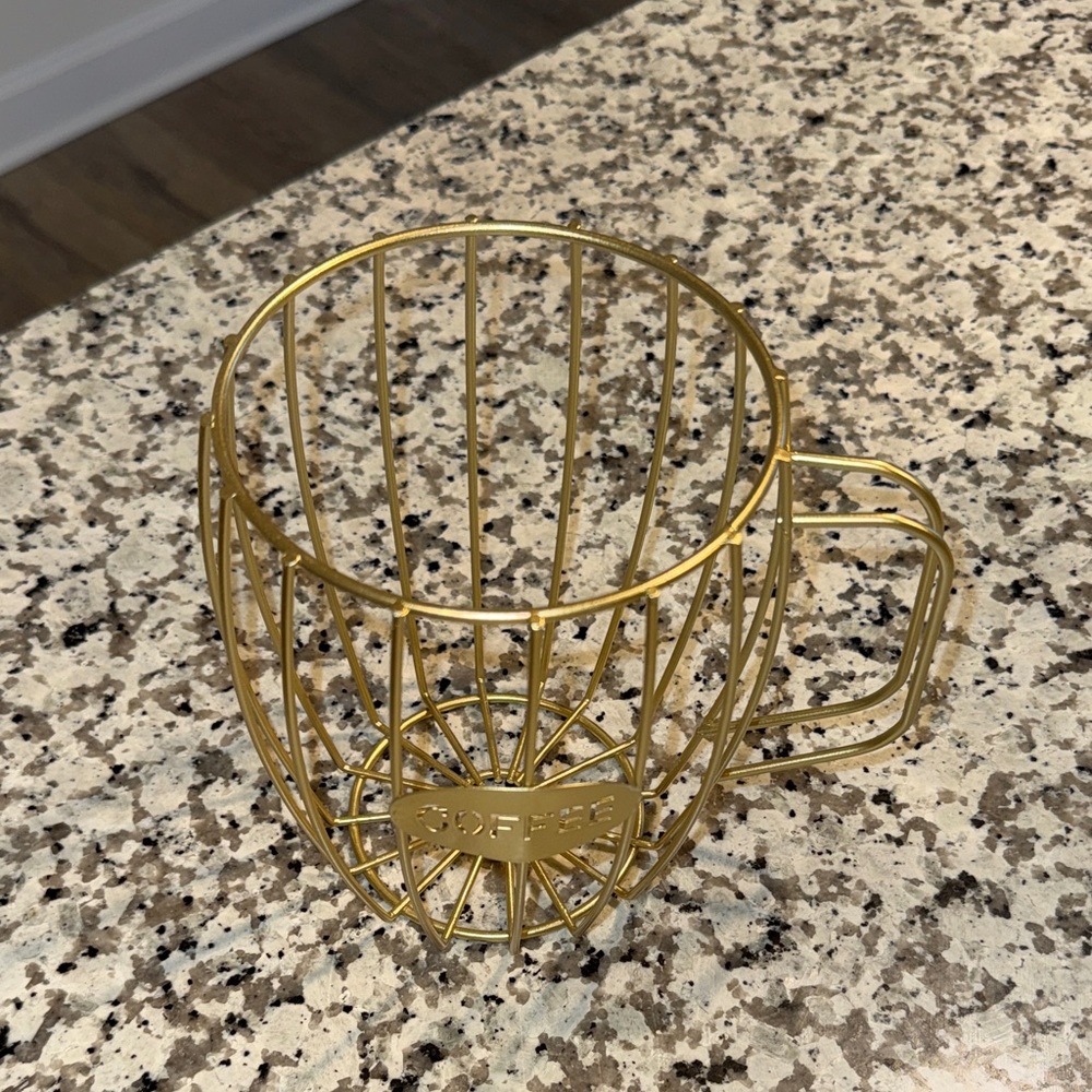 Gold Wire Coffee Mug Holder - Picture 2 of 3